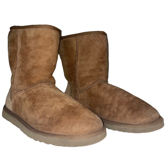 UGG chestnut ankle boot - Picture 2 of 3